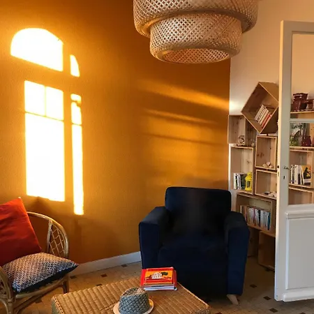 Petite Maison 2 Chambres 4 Personnes Vakantiehuis *
